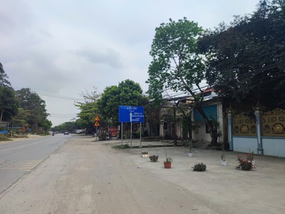 Bán đất trục chính trại láng, cổ đông, dt 100 m2 view thoáng,ô tô tránh, giá nhỉnh 4 tỷ. 0