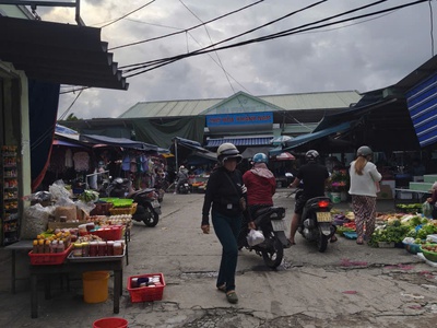 Mặt tiền mẹ suốt, gần chợ, kinh doanh cực ngon, 84m2, 1.15 tỷ 2