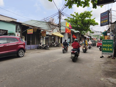 Mặt tiền mẹ suốt, gần chợ, kinh doanh cực ngon, 84m2, 1.15 tỷ 3