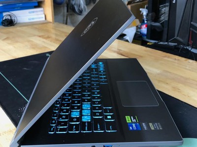 Laptop MSI Thin 15 Core i7-13620H RAM 16GB SSD 512GB VGA Rời RTX 3050 Màn 15.6 Full HD  144Hz 2