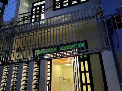 Cho thuê nhà hẻm xe hơi Kha Vạn Cân Linh Chiểu, Thủ Đức, DT 80m2 có 2pn2wc Giá 8tr/tháng 0