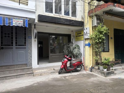 Vị trí đẹp Lý Nam Đế Ô TÔ Đỗ Cửa Kinh Doanh  5 Tầng 17.5 Tỷ 0