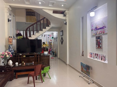 Bán Nhà Trại Lẻ 54m2 - Hướng Đông Nam  - Gần Aeon Mall - Giá 3 Tỷ 5