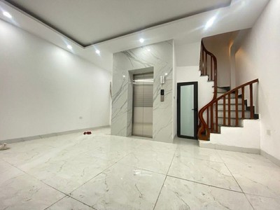 Nhà gần phố Trần Quang Diệu 6 tầng thang máy xây mới 33m2 gần ô tô 2 thoáng, hơn 10 tỷ 0