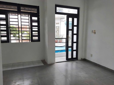 Cho thuê nhà hẻm xe hơi Kha Vạn Cân Linh Chiểu, Thủ Đức, DT 80m2 có 2pn2wc Giá 8tr/tháng 2