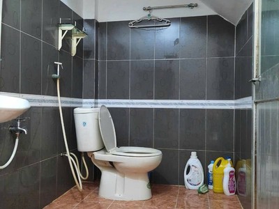 Cho thuê nhà hẻm xe hơi Kha Vạn Cân Linh Chiểu, Thủ Đức, DT 80m2 có 2pn2wc Giá 8tr/tháng 3