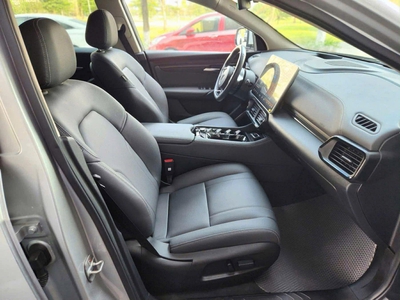 VinFast VF 8 SUV điện hiện đại, giá tốt cho người mua nhanh 0