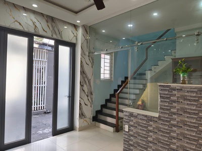 Kiệt thẳng thông lê đình lý ô tô đến cửa, 40.5m2, 2 mê đúc, gần trường học c1, c2, 3.xx tỷ 0