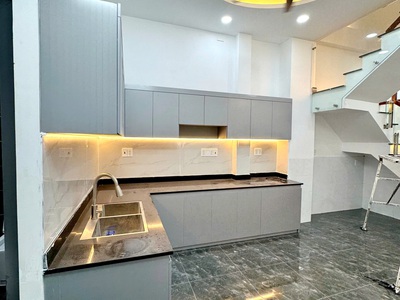 Nhà mới 2lầu/st hẻm 154 âu dương lân p3q8  p.chánh hưng 1