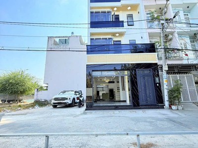 Siêu phẩm mới hoàn thiện có thang máy - kdc omely đường đào tông nguyên, nhà bè - giá 9,6 tỷ 0