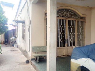 Mặt tiền vip đông hưng thuân nhà c4 sát song hành ngang khủng 7.4m-nở hậu đẹp 8.5 m.cn: 254m2 1