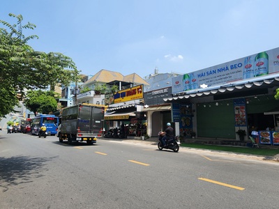 Cho thuê nhà mặt tiền tân hương q.tân phú 90m , 16triệu - khu dịch vụ sầm uất 2