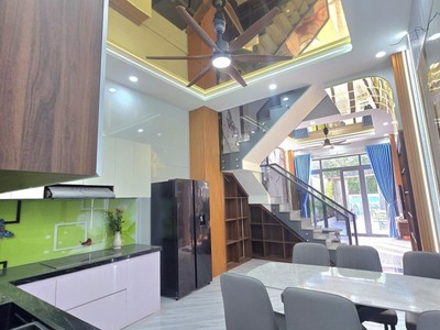 Bán nhà tỉnh lộ 43, tam bình, thủ đức, tp hcm. dt 70m2, 4pn, sh, 6.1 tỷ - 0933125879 3