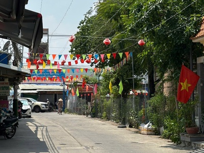 Trung tâm quận 7, nhà 4 tầng, hẻm nhựa 8m cách huỳnh tấn phát 100m, liền kề phú mỹ hưng 3