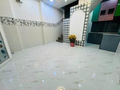 Hi.ếm nhà đẹp nguyễn kiệm gò vấp - ngang 4m   chỉ 4tỷ nhỉnh   gần sân bay - 3 tầng   hẻm thông 1