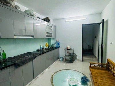 Nhỉnh 13t , 5 tầng thang máy,cách 1 nhà ra mặt phố ngọc lâm , cực hiếm nhà bán,dân xây btct chắc 2