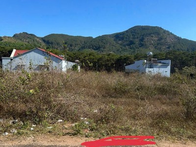 Đất đẹp   giá tốt - bán đất chính chủ tại tổ 3 đường chính vành đai xã mang yang, gia lai 0