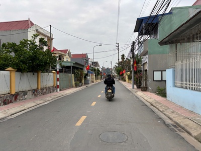 Bán đất mặt đường Cát Linh Tràng Cát dt 90,7m2 đường nhựa 8m không quy hoạch gần dự án Vin. 1