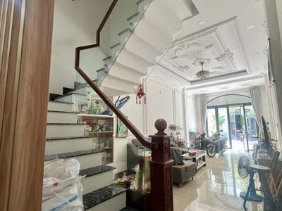 Siêu phẩm liên khu 4-5 ngay chợ bình thành giáp tân phú hẻm 8m 68m2,4tầng nhỉnh 6 tỷ 2