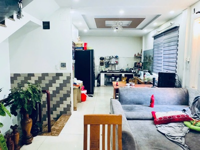 Bán nhà hẻm 6m bình tân dtcn 66m2 5x14m 4 tầng btct giá 5.8 tỷ tl chủ 1