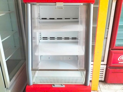 Tủ mát trưng bày nước ngọt, rau củ, quả 3 tầng thương hiệu Coca cola 0