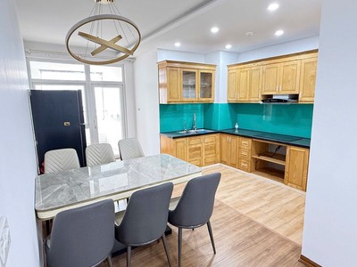 Siêu Đẹp. Bán Chung Cư 116m2, 3 ngủ, giá 8,5 tỷ Phố Huỳnh Văn Nghệ, Sài Đồng, Long Biên 2