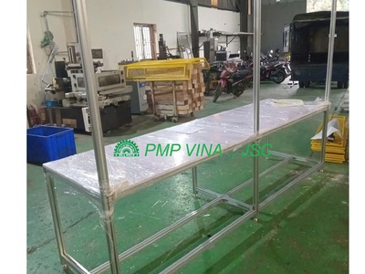 Bàn thao tác khung nhôm định hình 3000x800x2120 0