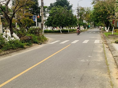 Bán nhà mặt tiền ấp bắc 125m2 gần lê văn hiến, đối diện regal complex, nhà 1.5 tầng, giá 6.9 tỷ 3