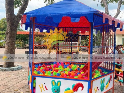Nhà banh nhựa đa năng giá rẻ, nhà banh sắt cầu trượt mầm non 4