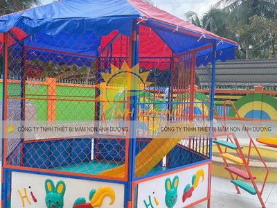 Nhà banh nhựa đa năng giá rẻ, nhà banh sắt cầu trượt mầm non 6