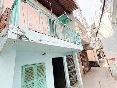 Nhà 2 tầng hẻm thông hưng phú p. chánh hưng. giá 3.48 tỷ tl 1