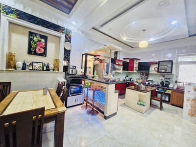 Bán biệt thự đường số 14, bình trưng tây, q2, tp hcm. dt 310m2, 3 tầng, sổ hồng. giá 26.9 tỷ - 1