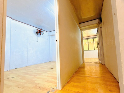 Nhà 2 tầng nở hậu hẻm 4m âu dương lân p. chánh hưng  p3q8 cũ . giá 6,6 tỷ tl  nhà 2 tầng nở hậu 4