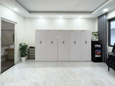 Cần 2 Nam ở ghép - phòng Ban công - đầy đủ nội thất Trong khu đô thị Vạn Phúc.Chỉ hơn 1tr/tháng 0