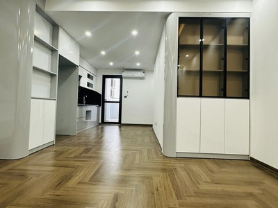 Tòa 30t nam trung yên, cầu giấy 76m 3pn, nội thất mới keng, 7.65 tỷ 0