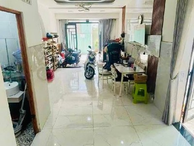 Giáp tân phú lô góc 2 mặt tiền hxh tránh thông 57m 2 tầng chỉ 5.x 3