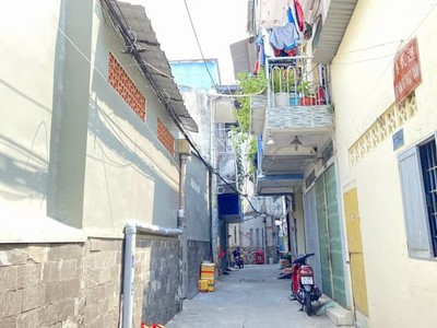 Nhà đường thiên phước phường 9 cũ quận tân bình. 0