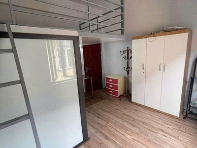 Nhà 5 tầng giáp bát dòng tiền 200tr/năm sẵn khai thác cho thuê 1