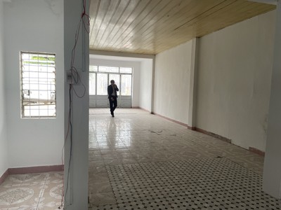 Bán nhà mặt tiền lê duẩn 68m2 gần cầu sông hàn, vị trí kinh doanh đẹp, giá 22.5 tỷ 1