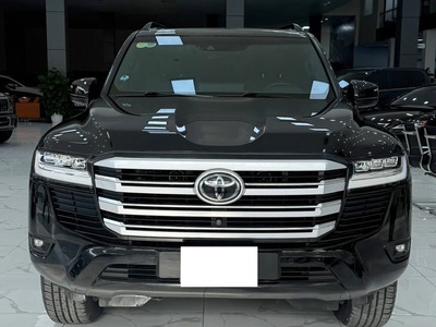 Bán Toyota Land Cruiser LC300 sản xuất 2023, 1 chủ Hà Nội 0