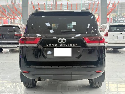 Bán Toyota Land Cruiser LC300 sản xuất 2023, 1 chủ Hà Nội 4