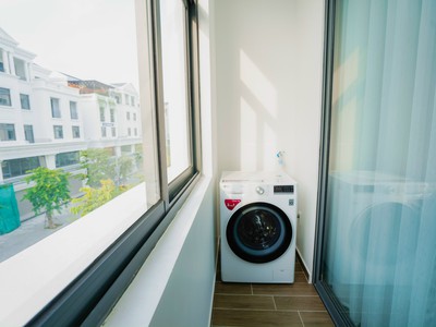 Cho thuê căn hộ Vinhomes Marina, 1 tách bếp  35m2 . 2