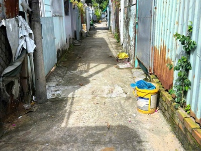 Cần bán 148m2 đất thổ cư và nhà cấp 4 hẻm xe ba gác 0