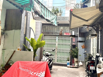 Bán nhanh nhà 24.5m2- sổ nở hậu chỉ 2.85t thôi- không quy hoạch- tương lai ra mặt tiên. 1