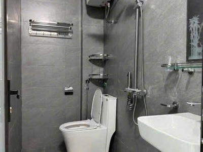 Chính chủ bán nhà 3 tầng có sân cổng ngõ 429 đường thái bình- tp nam định 4