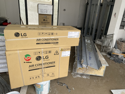 Điều hòa treo tường LG Inverter chính hãng Thái Lan Tiết kiệm 60 điện năng 0