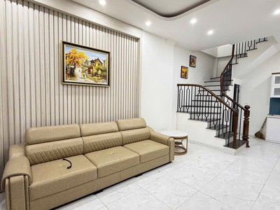 Bán Nhà Việt Hưng, Long Biên 32m2, 5T giá 7,1 tỷ ô tô đỗ gần nhà 0