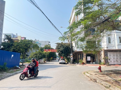 Mrs Tâm- Bán đất TĐC Hồ Đá, Hồng Bàng, Hải Phòng   67,5-71m  đường 10-15m. Giá: 4,3 tỷ 4