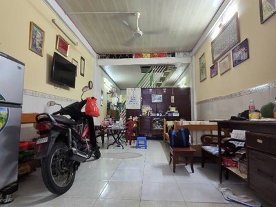 NHÀ CÔ/CHÚ CÁN BỘ P PHÚ NHUẬN - lộc học hành - thông số đẹp, A4, hẻm thông - nhỉnh 6 tỷ. 3