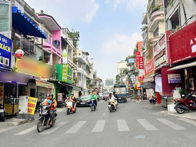 Bán Gấp Căn Góc 2 Mặt Tiền Đặng Văn Ngữ P.14 Quận Phú Nhuận 0